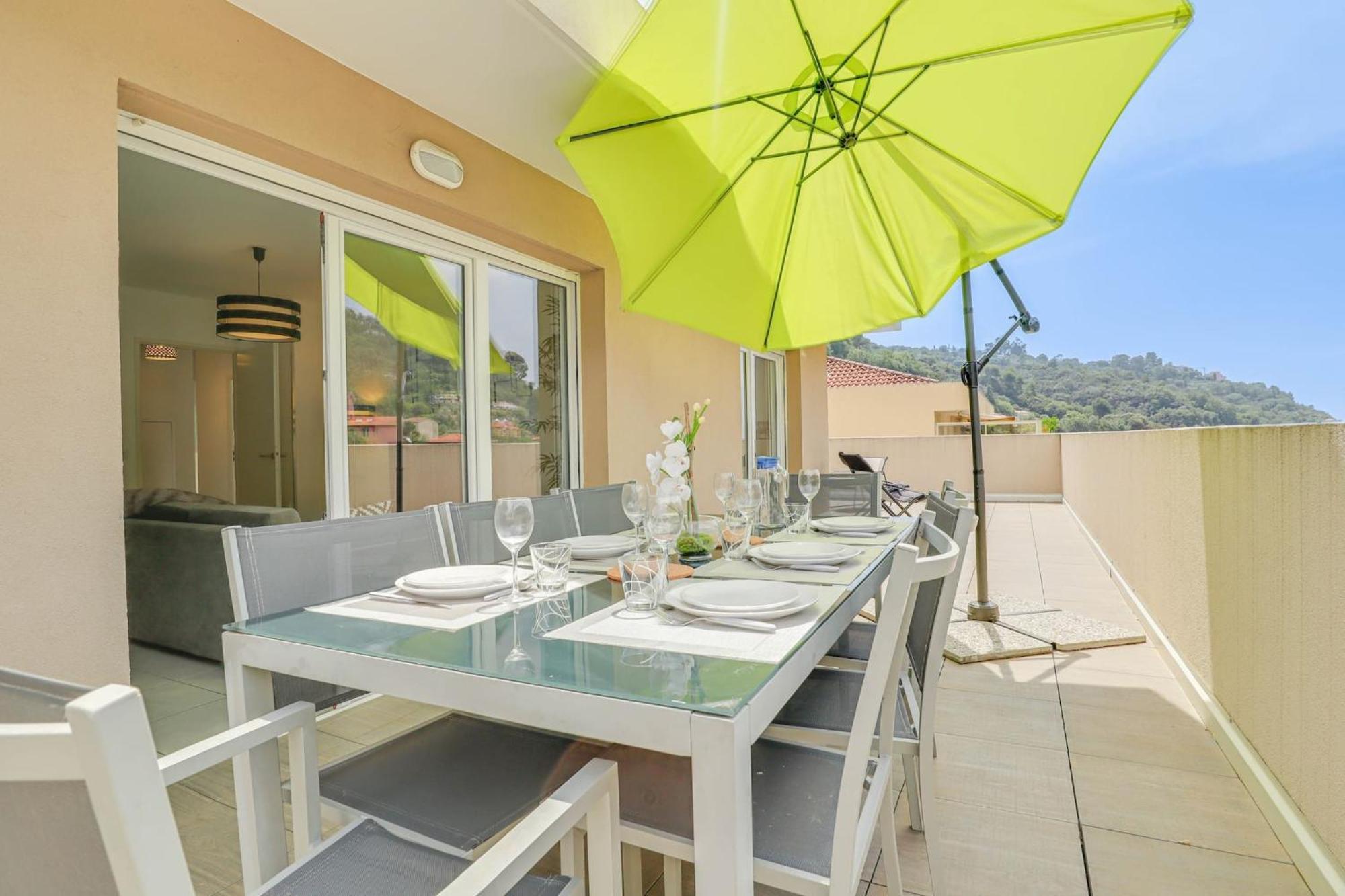 Spacieux Rooftop Parking, Terrasse Ensoleillee Menton Buitenkant foto